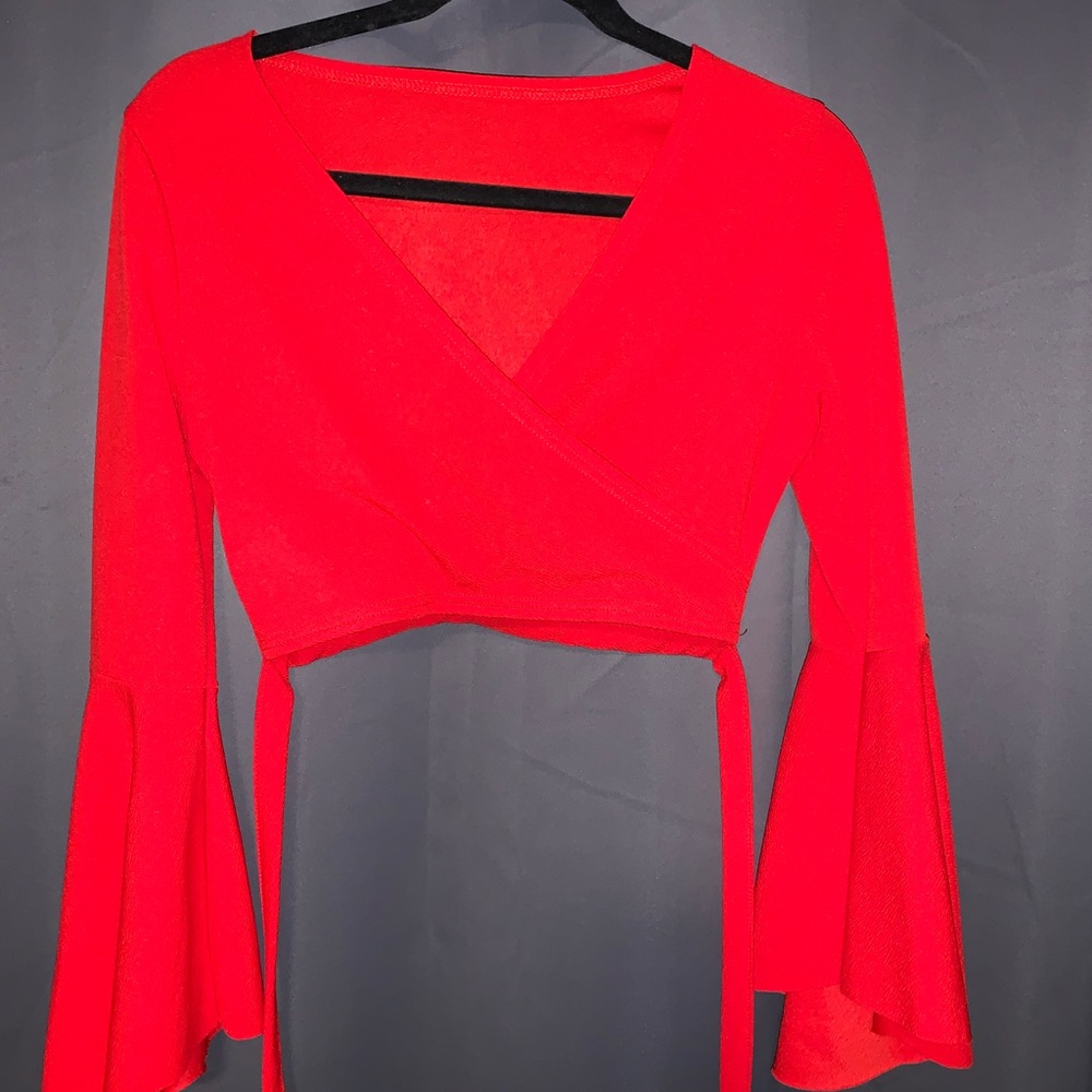 SHEIN red cropped long sleeve blouse